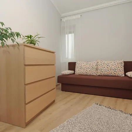 Niki Apartment *